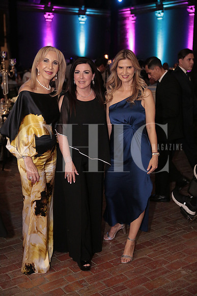 Lourdes Gonzalez, Marlene Davila y y Karina Mata