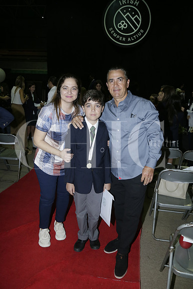 Karina Assad de Manllio, Sebastian Manllio y Ricardo Manllio (2)