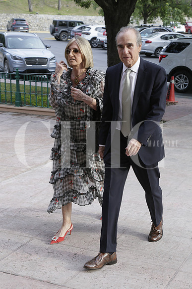 Magaly Marcos de González y Emilio González (3)