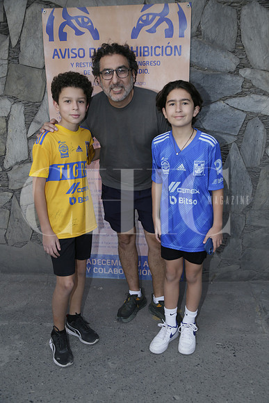 Santiago De la Peña, Carlos De la Peña y Eugenio De la Peña (2)