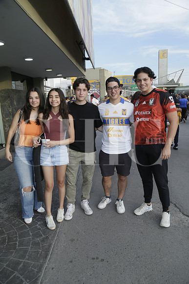Sofia Nuñez, Ruth Garza, Fernando Fuentevilla, Diego Viera y Juan Manuel García (2)