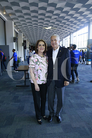 Magdalena Margáin de Ramírez y David Noel Ramírez