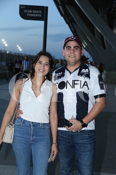 Valeria Bermea y Edgardo Martínez 0