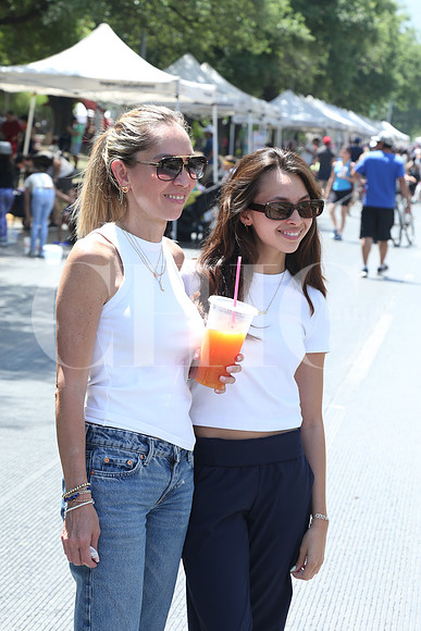 Lynnete Soto e Iriam Chapa1