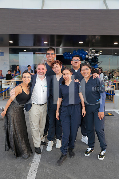 Gabriela Pedroza, Moises Reznick, David Lomelí, Jorge Emilio Ramirez, Daniel Terrazas, Yare Sandoval y Daniela Osorio 8