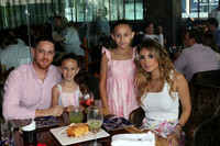 Alberto Treviño, Anasofia Treviño, Abakarol Treviño y Liz Garcia