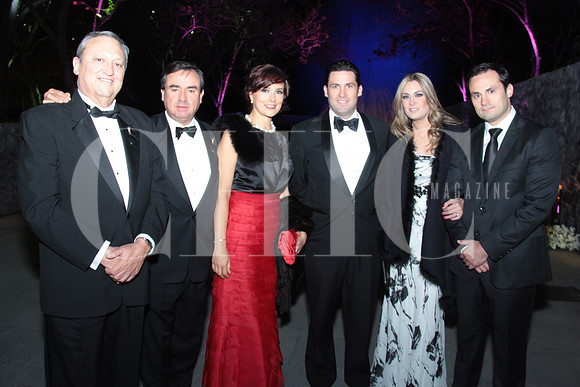 Gilberto Luna, Fernando Lomelí, Ana Graciela Luna, Gilberto Luna, Sofía Ruíz y Ricardo Luna (1)