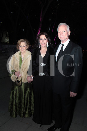 Elisa Gómez de Ruíz, María Eugenia Ruíz y José Antonio García