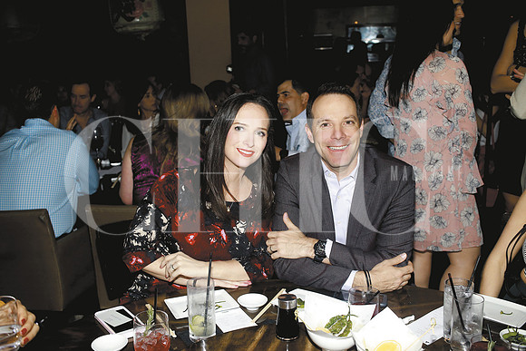 Romina Zambrano de Márquez y Fernando Márquez