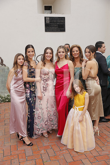 Ana Belen Llaguno, Paula Llaguno, Paloma Llaguno, Mariana Llaguno,  Carmen Padilla de Llaguno, Isabel Llaguno y Carmen Llaguno (6)