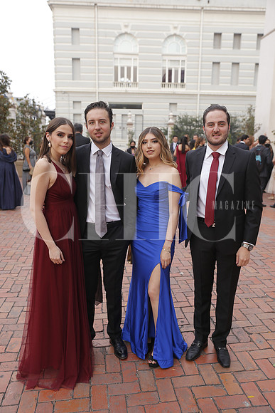 Mariana Arellano, Marco Cordero, Eugenia Arellano y José Shaadi (2)
