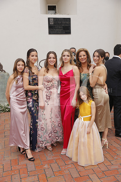 Ana Belen Llaguno, Paula Llaguno, Paloma Llaguno, Mariana Llaguno,  Carmen Padilla de Llaguno, Isabel Llaguno y Carmen Llaguno (7)