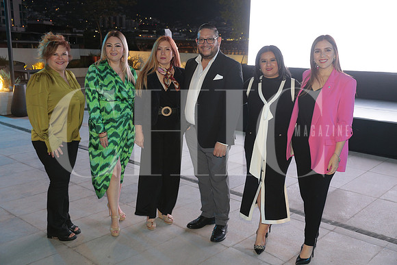 Elizabeth Aceves, Yukio Perpuly, Yolanda Contreras, Javier Nava, Roxana Naranjo y Luz Maria Zepeda 5