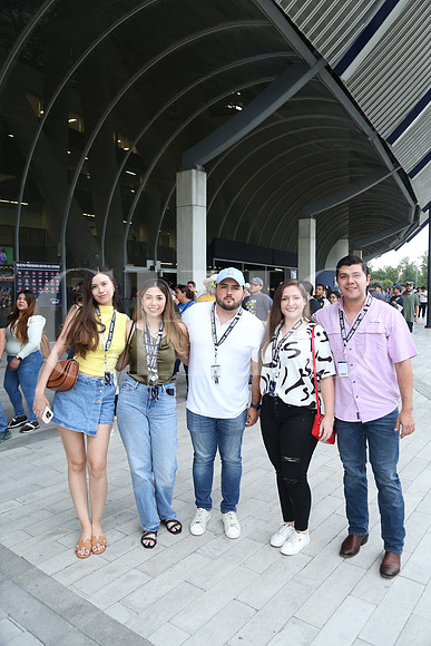 Ana Sofia Herrera, Ana Pau Herrera, César Villagómez, Marcela Morales y Pedro López 0