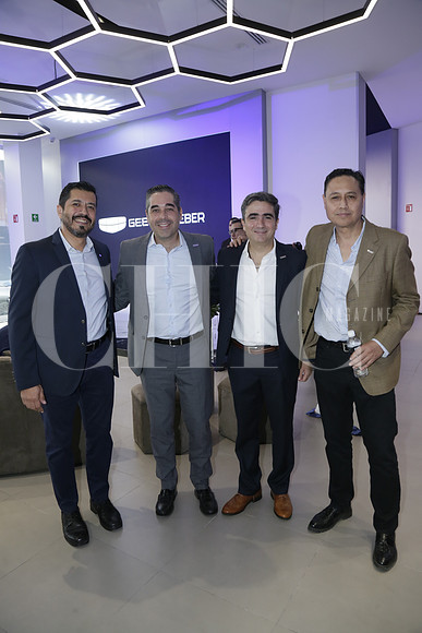 Julio Torres, Marío García, David Cavazos y Oscar Ramírez (5)