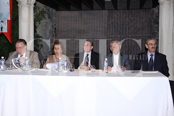 Raúl Porras, Rocío González, Rodrigo Velarde, Genaro Leal y Ovidio Espinoza