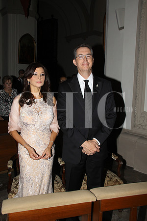 PAPÁS DE LA NOVIA Carmen Zamacona de Perches y Abelardo Perches