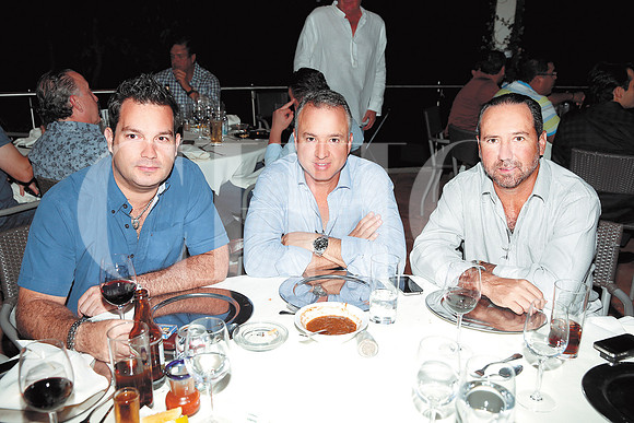 Claudio Zambrano,  Patricio Garza y Víctor Gutiérrez