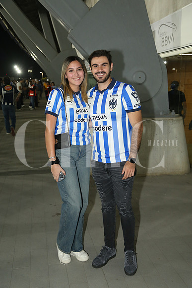 Joseline Zavala y Aurelio Sergura 0