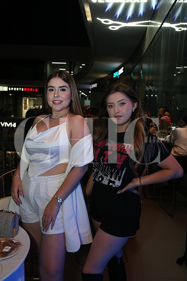 Nelly Haham y Nataly Rojas 0