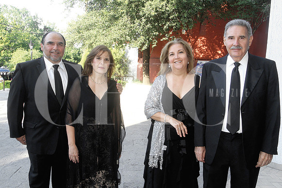 Hugo Villarreal, Catalina Torres de Villarreal, Martha González y Rolando Lozano