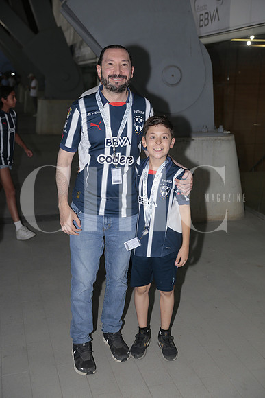 Ricardo Leal y Ricky Leal 2