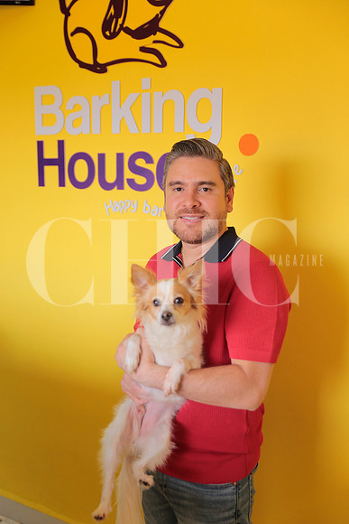 Barking House 34