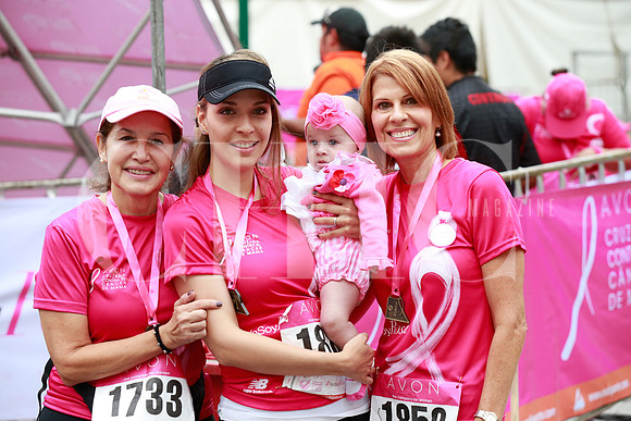 Norma Cavada de Cantú, Cristina Gutiérrez de Montemayor, Michelle Montemayor y Mane Chapa de Domínguez
