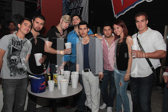 Rogelio Macías, Gustavo Villarreal,  Ricardo Guerra, Gonzalo Siller, Ed Galván, Ricardo Ayala, Marcela Zaldívar y  Eduardo Veloz