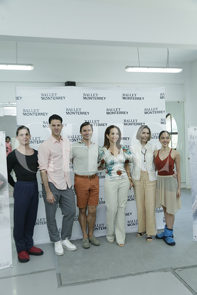 Luciano Perotto, Gaby Elizondo de García Iza, Yosvani Ramos, Marcelo Gomes, Gretchen Backhoff y Andrea De León (7)