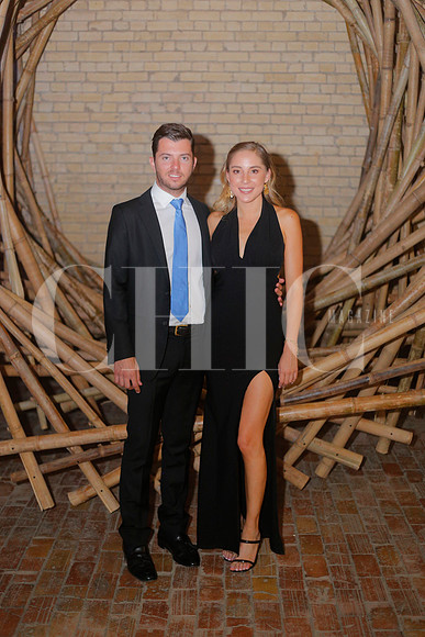 Fernando García y Daniela Armendariz (2)