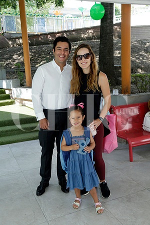Eugenio Benavides, Sofia Mendoza de Benavides y Sofia Benavides
