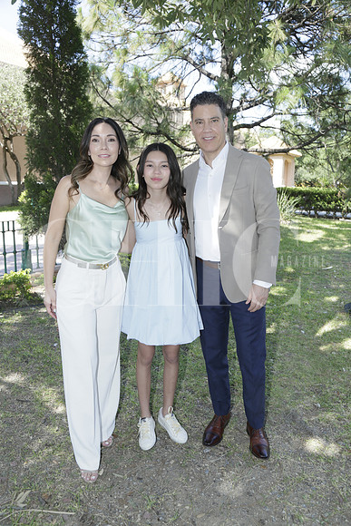 Mariana Álvarez de Meléndez, Sofia Meléndez y Jorge Meléndez (2)