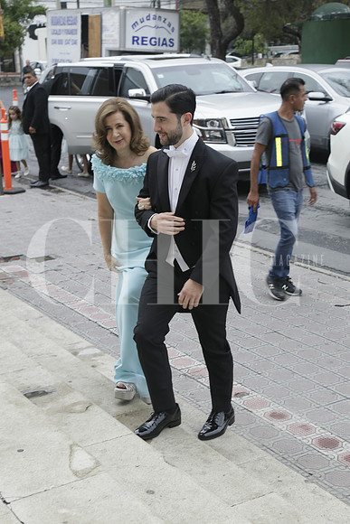 Yolanda María Coindreau de De la Garza y Jerry De la Garza.