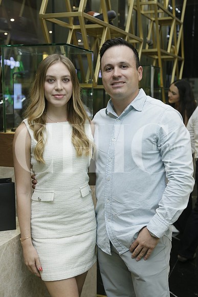 Paulina Morineau y Fernando González