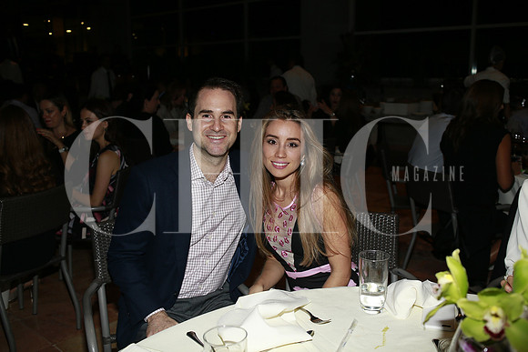 Ian Amstrong y Romina Romero de Amstrong