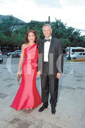 Emely Assad de Califa y Raúl Califa