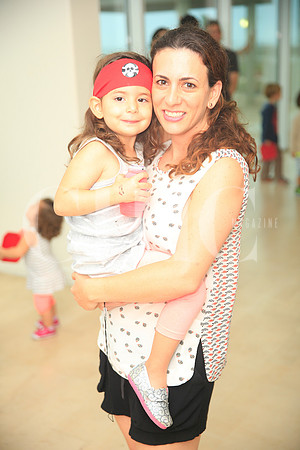Emilia Garza y Michelle Andonie de Garza (1)