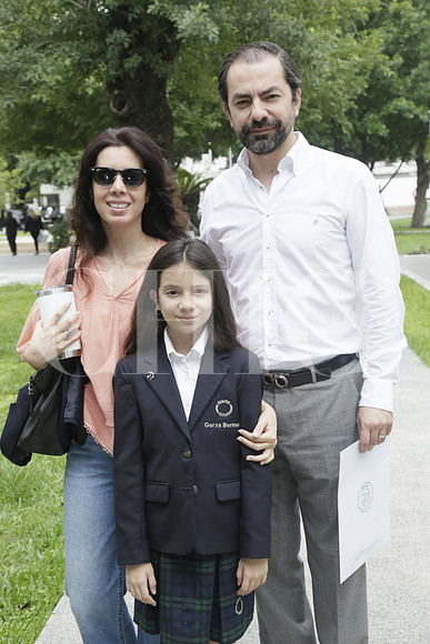 Brenda Uscanga, Rebeca Garza y Gabriel Garza