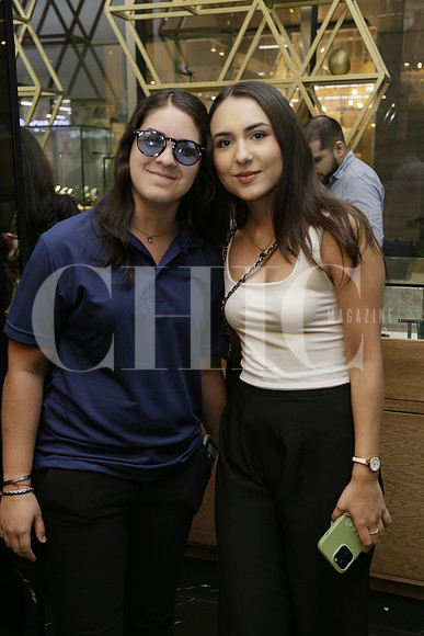 Angela Salinas y Patricia Rios (3)