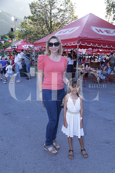 Gina Carrizalez de García y Carolina de García