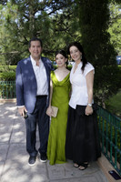 Adrián González, Julieta González y Flavia Fritze