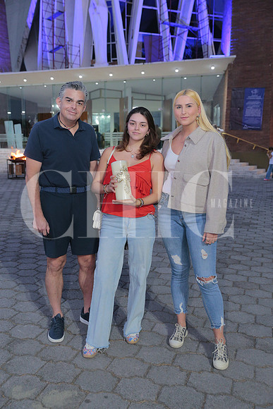 Luis Madrigal, Fernanda Madrigal y Daniela Madrigal 2
