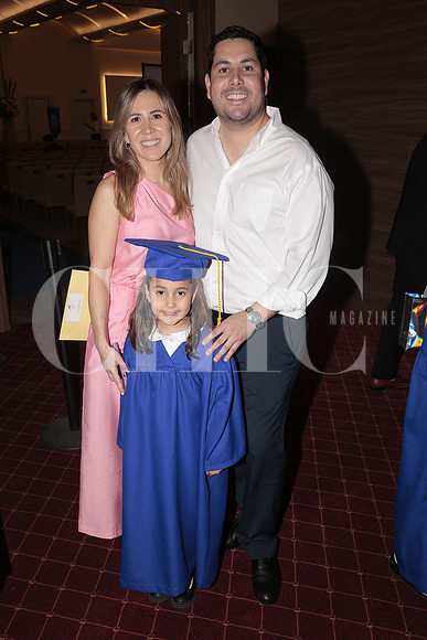 Anapa Aldape, Maria de la Garza y Lucas de la Garza 1