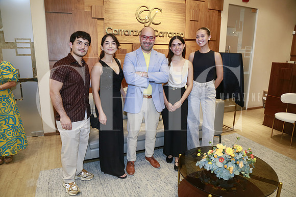 Oziel Longoria, Mariana Treviño, Rogelio Carranza, Ana Gabriela Flores y Mariana Palomares (2)
