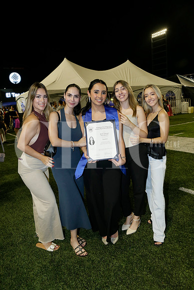 Mariana Garza, Regina Villalobos, Sandra Leija, Valeria Gallegos y Alexa García (2)