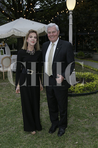 Mina Villarreal de Gustafson y Erick Gustafson (3)