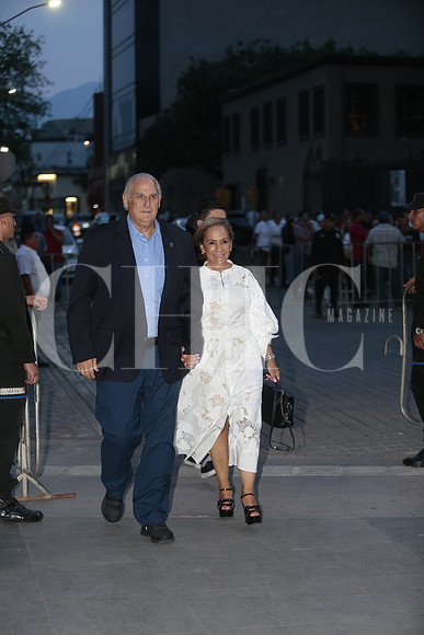 Alejandro Maiz y Gina Manautou 2