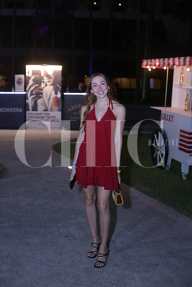 Ana Salazar 0