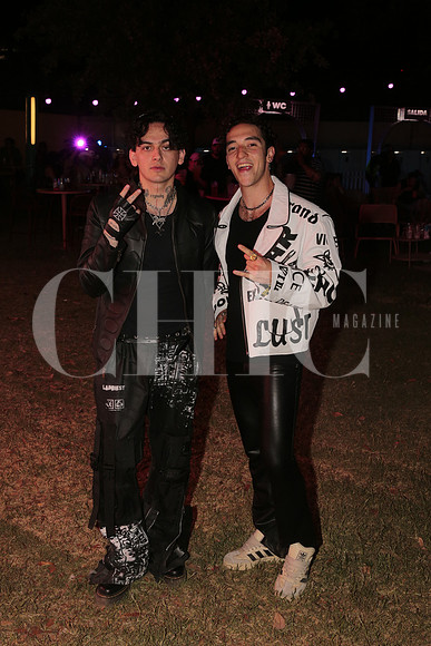 Poni Boy y Johnny B 1